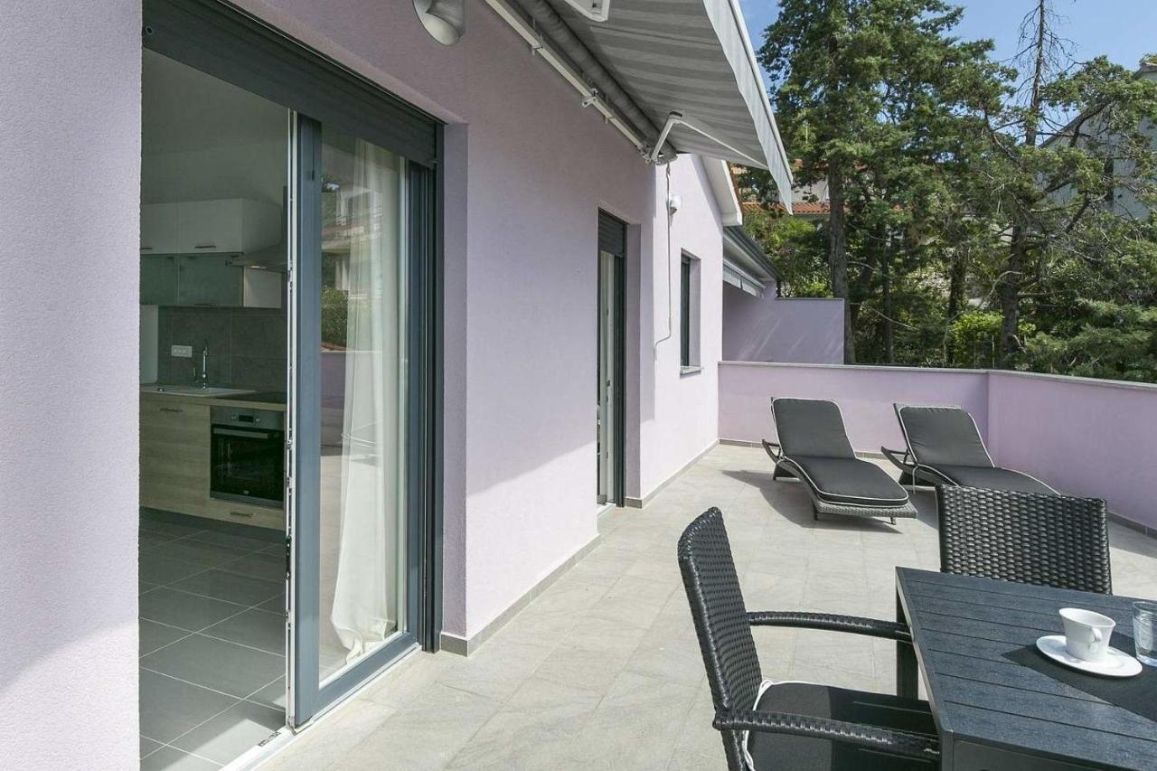 Apartmani Astrid Rabac Buitenkant foto