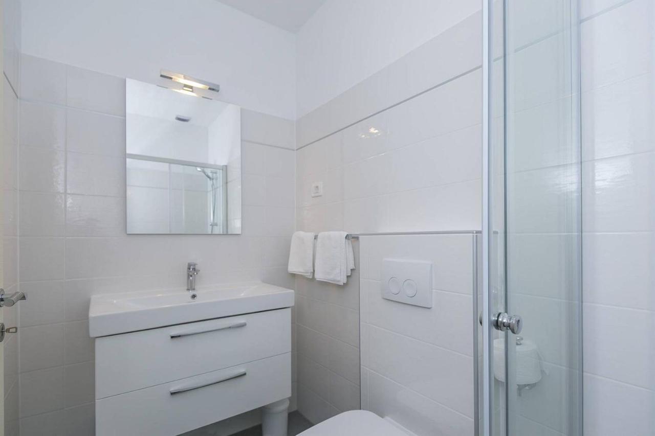 Apartmani Astrid Rabac Buitenkant foto